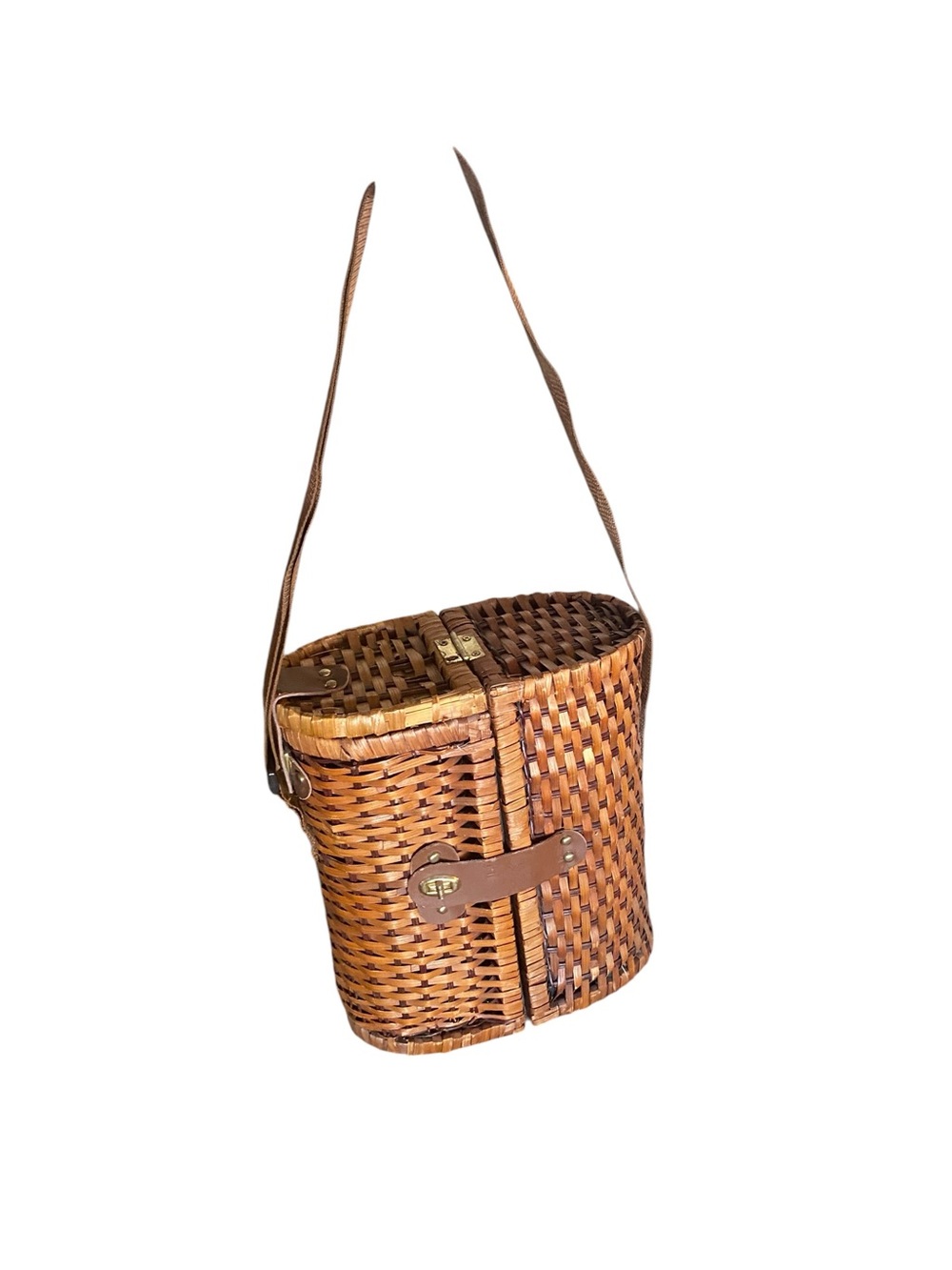 Vintage wicker wine picnic basket barrel wine carrier Cottagecore Romantic